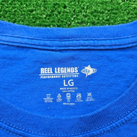 Reel Legends Tshirt Mens Large Blue USA Flag Patriotic Fishing Marlin Graphic - Picture 6 of 7